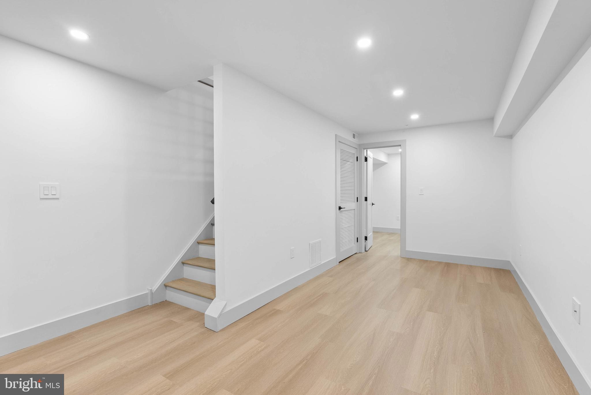 613 MERCY STREET