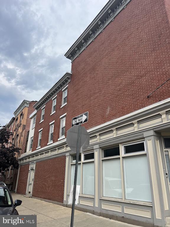 610 N 16TH STREET