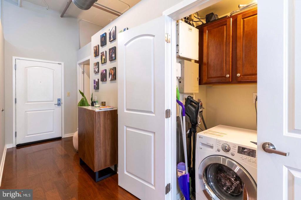 113 N BREAD STREET 3B1