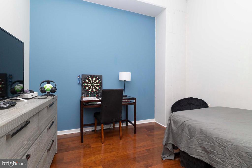 113 N BREAD STREET 3B1