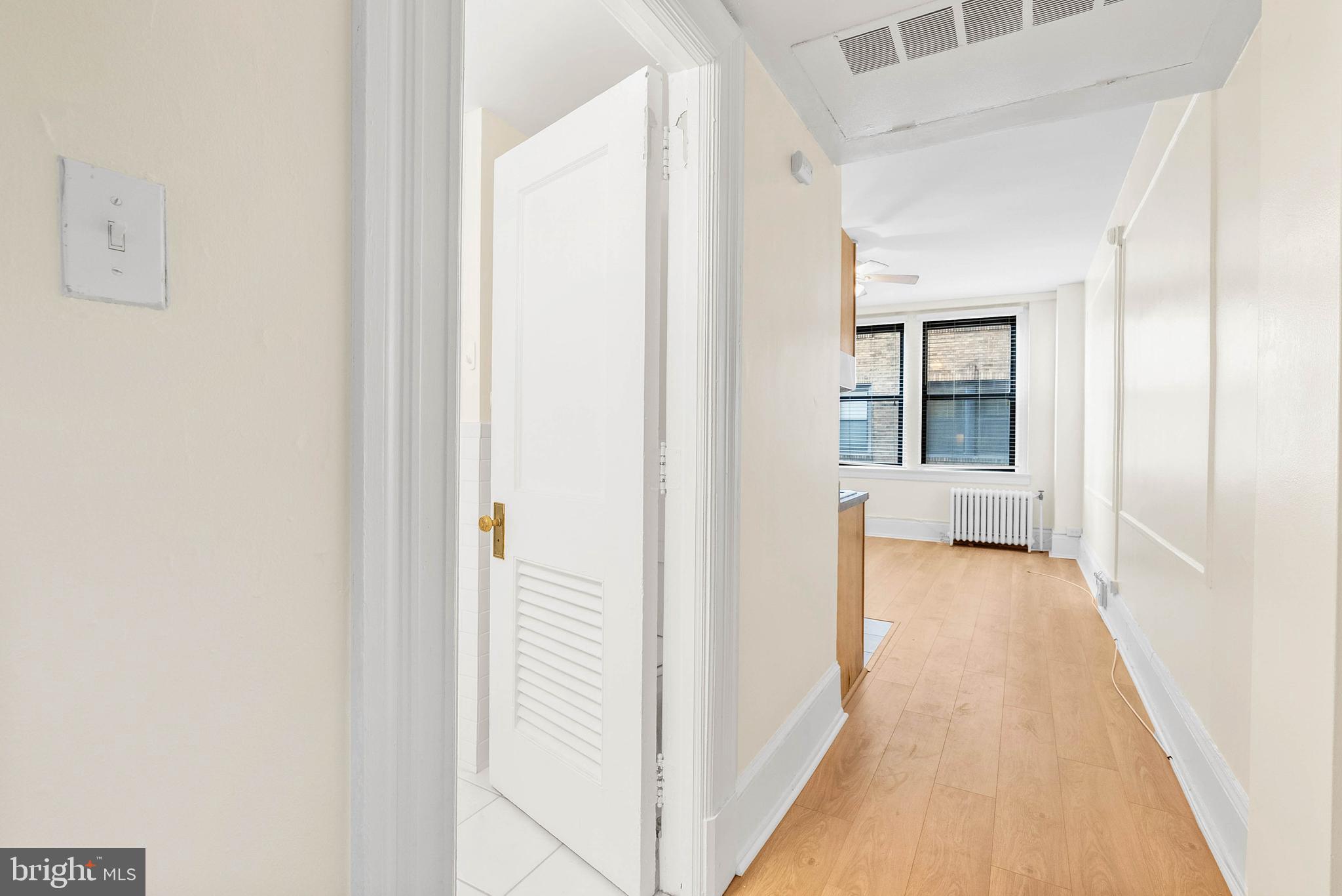 1324 LOCUST STREET 1102