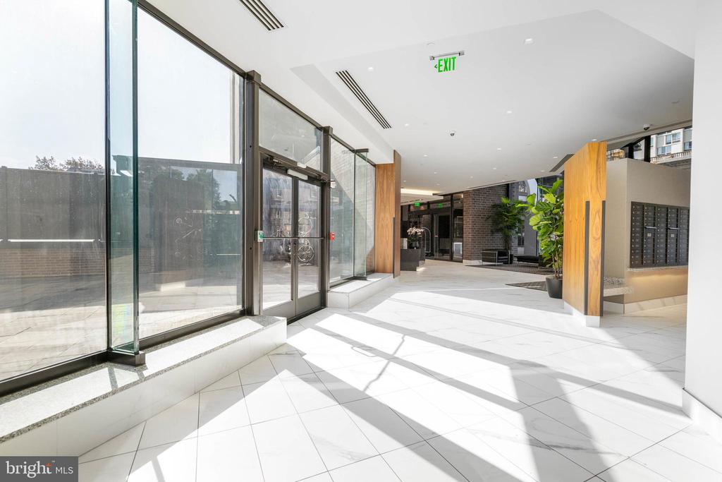 233 S 6TH STREET 704
