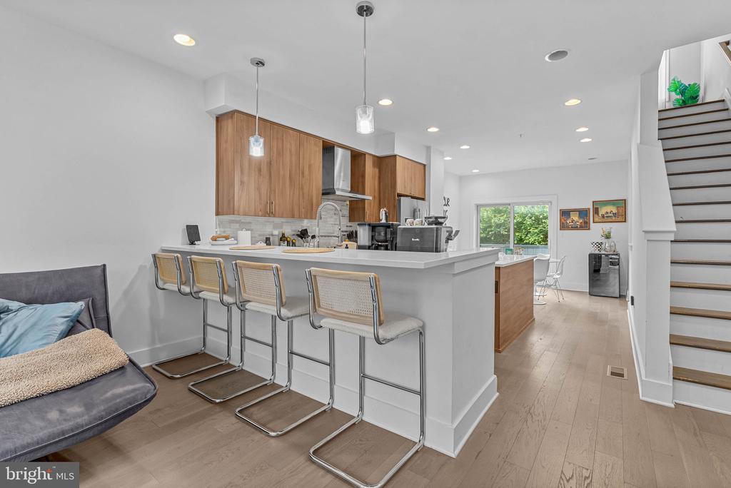 634 N 5TH STREET 5