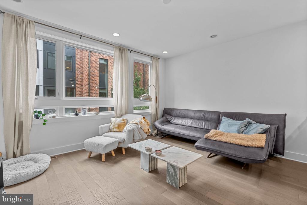 634 N 5TH STREET 5