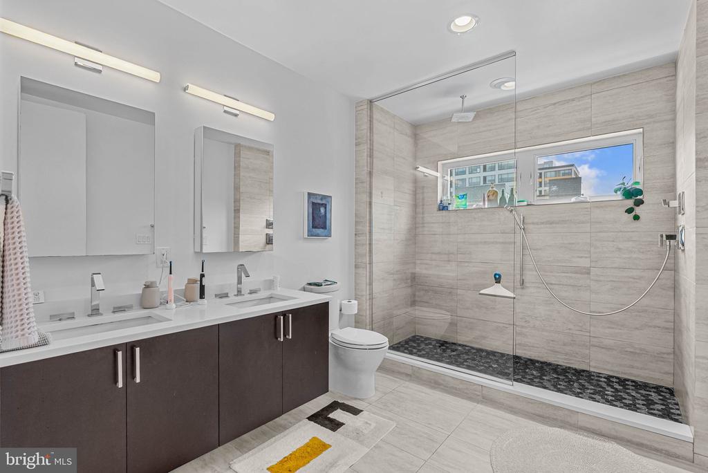 634 N 5TH STREET 5