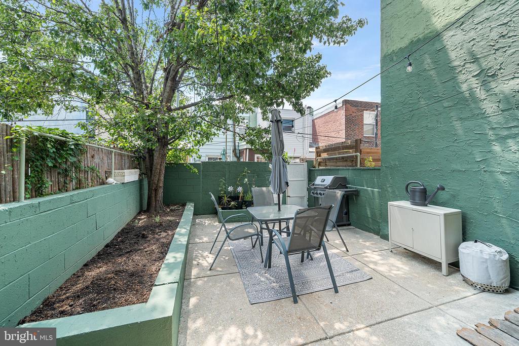 1228 MCKEAN STREET