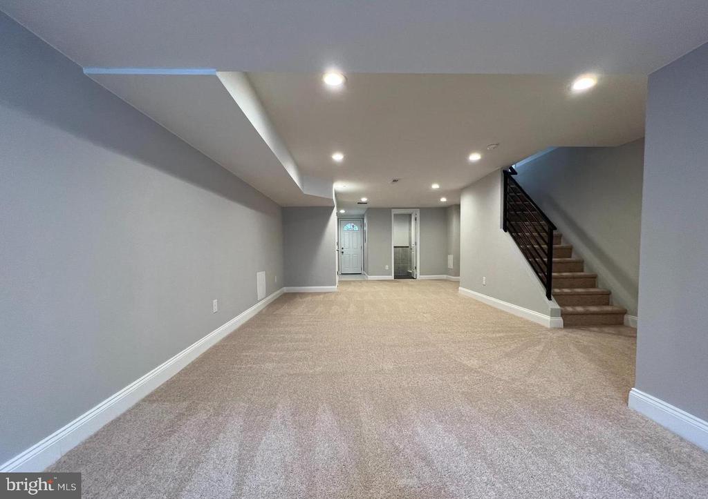 5528 LITCHFIELD STREET