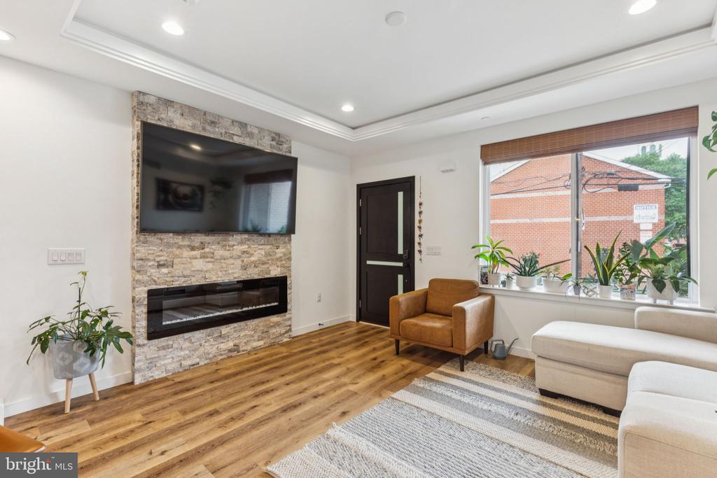 1007 S 3RD STREET A