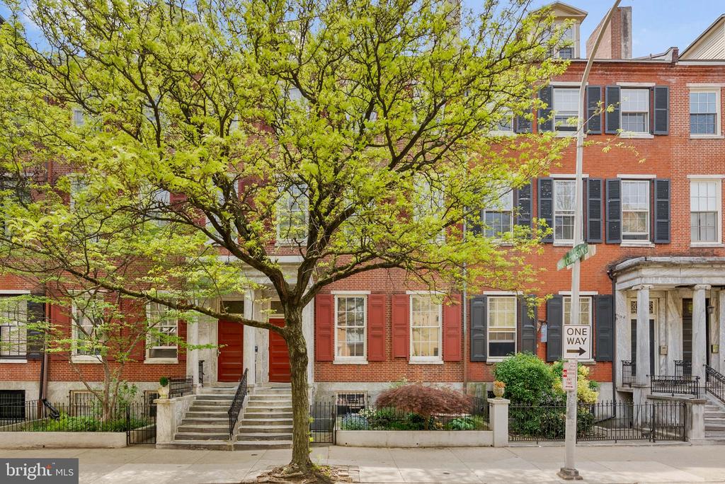 914 SPRUCE STREET 9