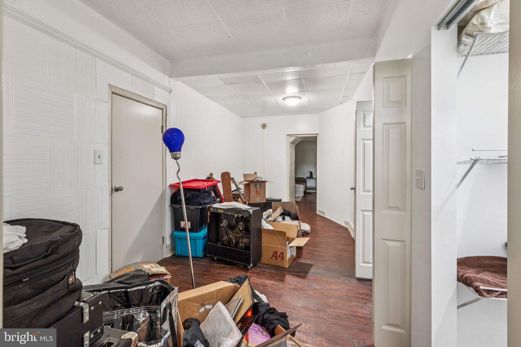 4712 WOODLAND AVENUE