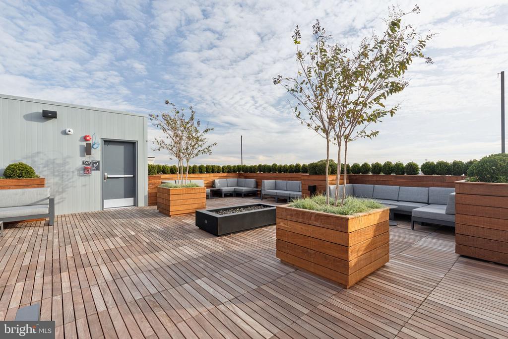 1122 FRANKFORD AVENUE 506