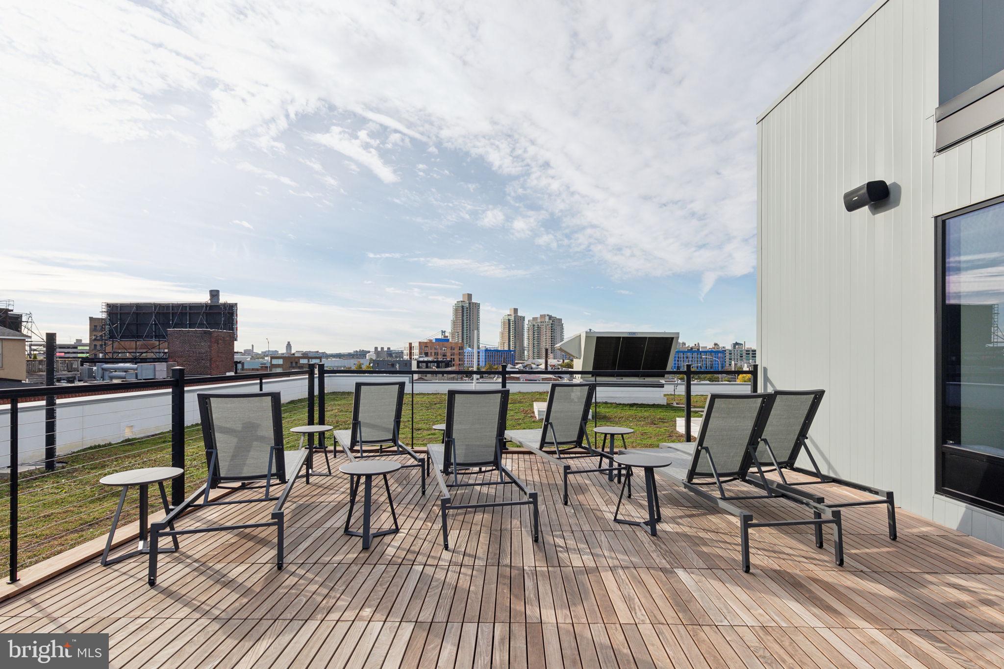 1122 FRANKFORD AVENUE 502