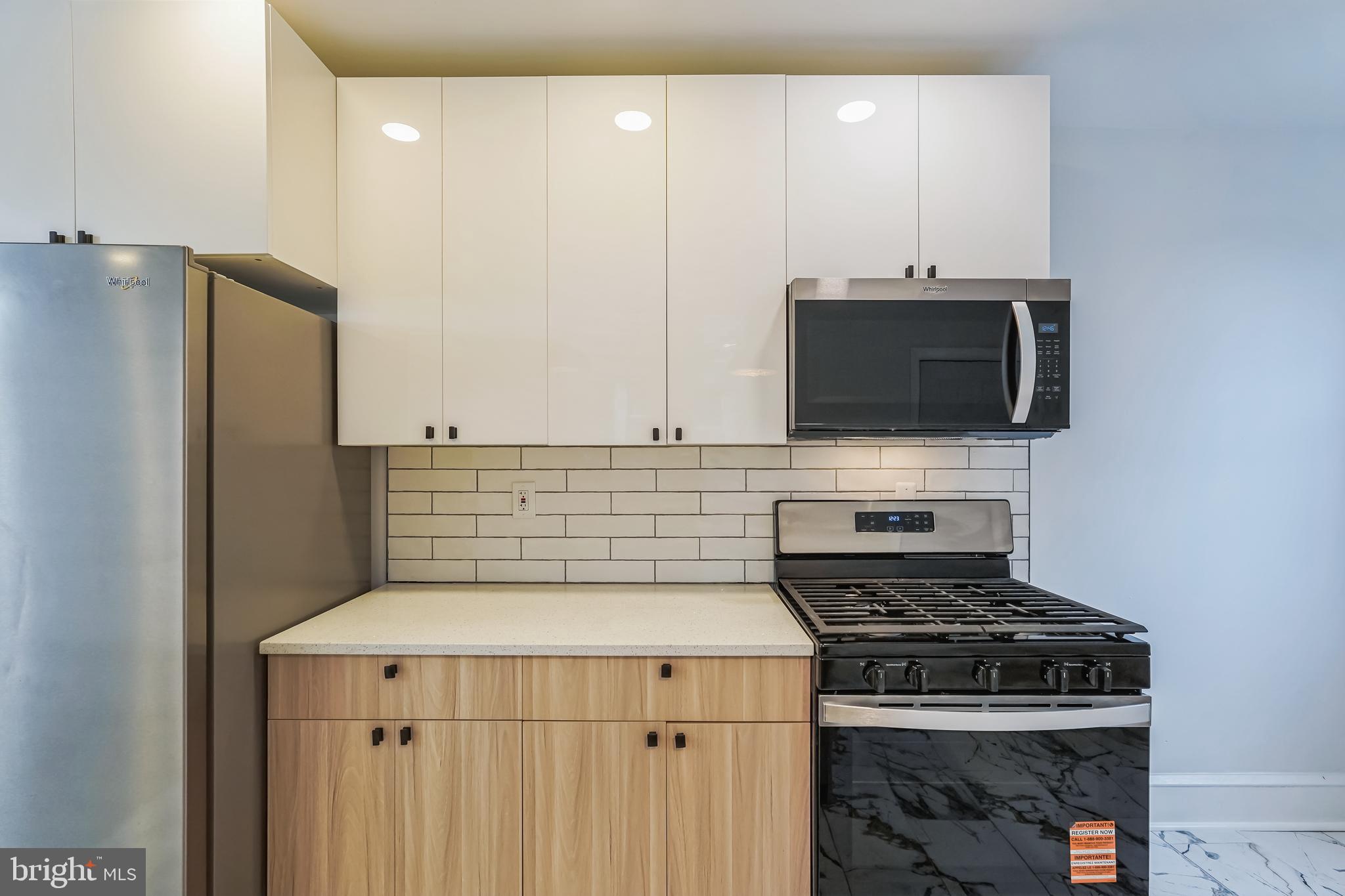 381 E CLIVEDEN STREET