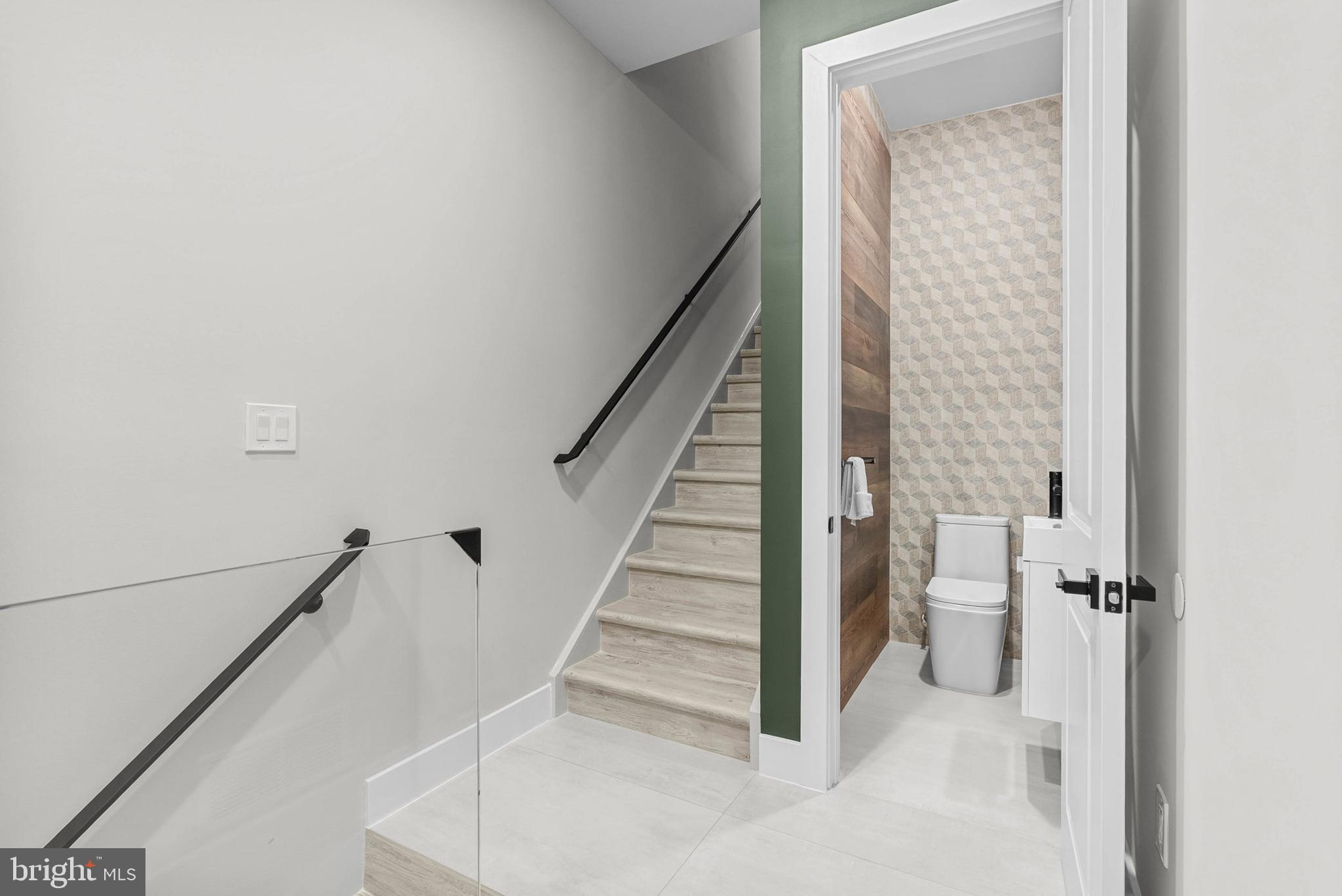 139 W JEFFERSON STREET