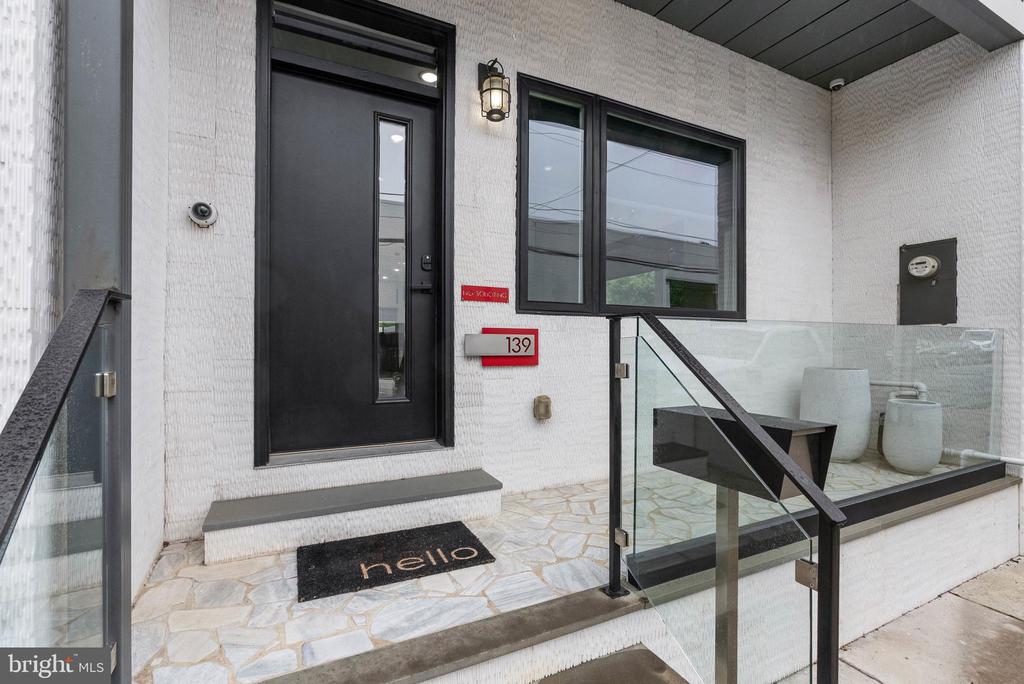 139 W JEFFERSON STREET
