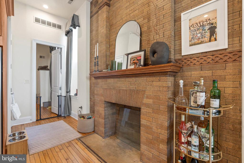 511 S 21ST STREET 102