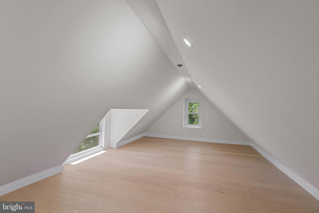 319 PELHAM ROAD