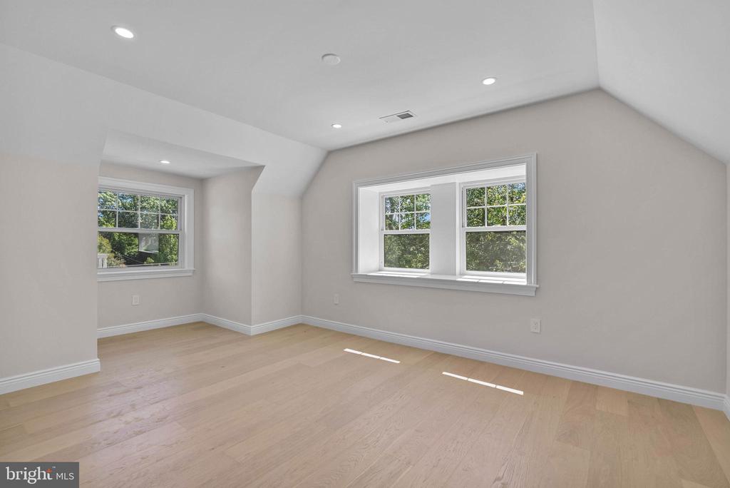 319 PELHAM ROAD