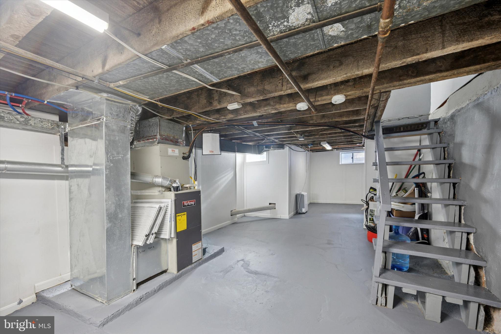 1525 S TAYLOR STREET