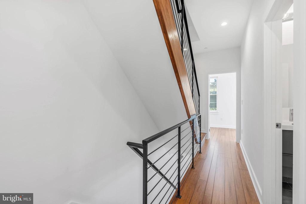 1548 S 25TH STREET