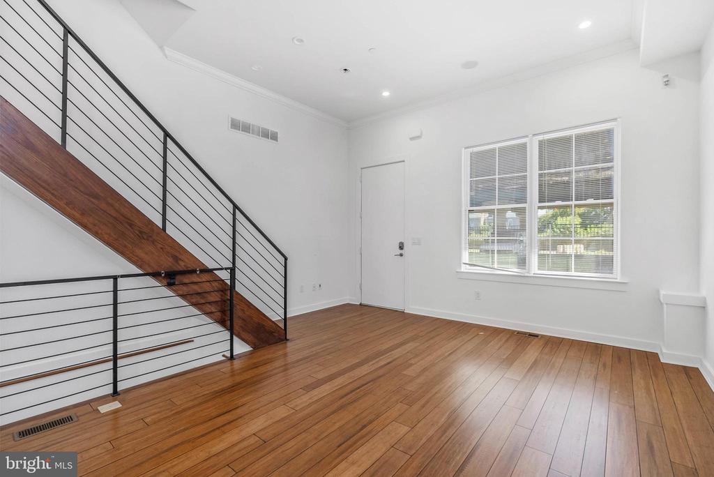 1548 S 25TH STREET