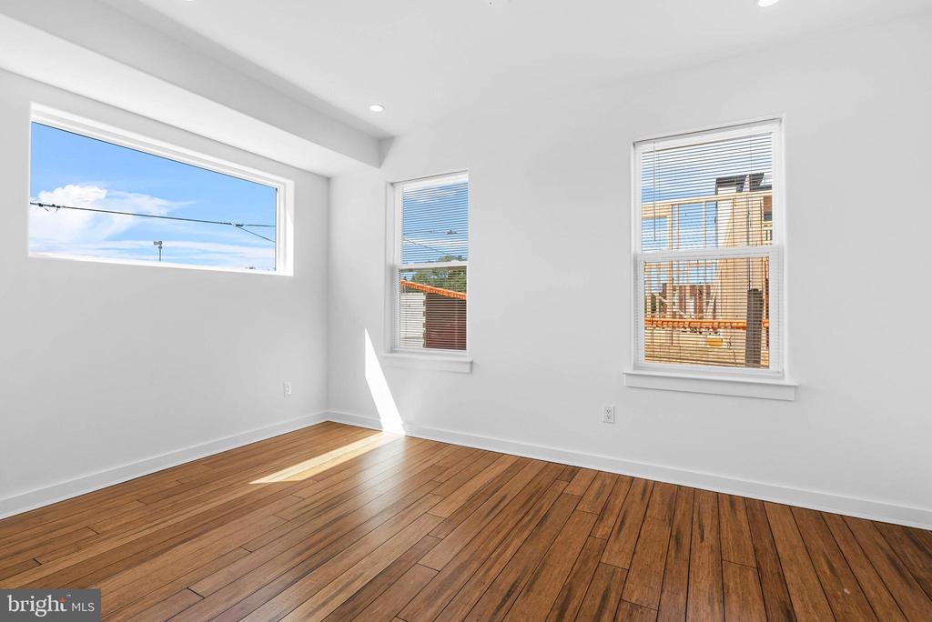 1548 S 25TH STREET