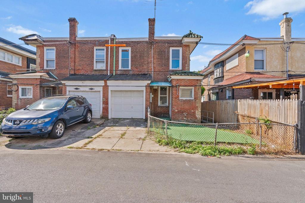 6121 COBBS CREEK PARKWAY