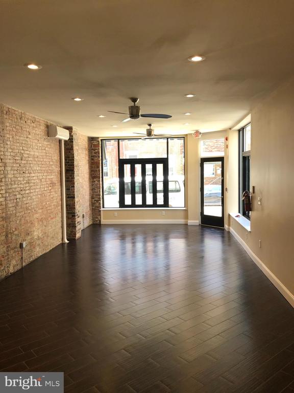 1229 S 6TH STREET
