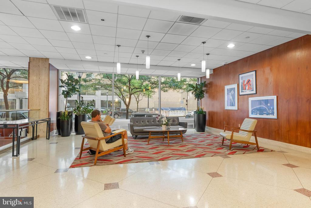 1901 JOHN F KENNEDY BOULEVARD 45 2806