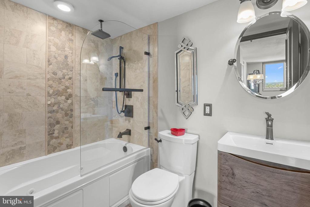 1901 JOHN F KENNEDY BOULEVARD 45 2806