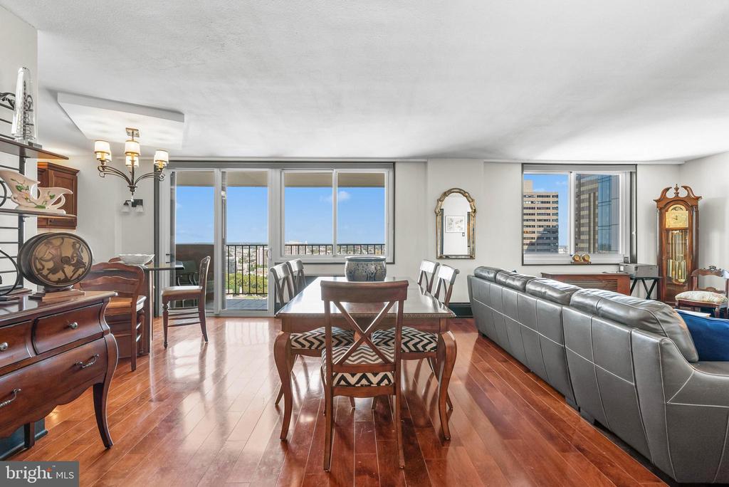 1901 JOHN F KENNEDY BOULEVARD 45 2806