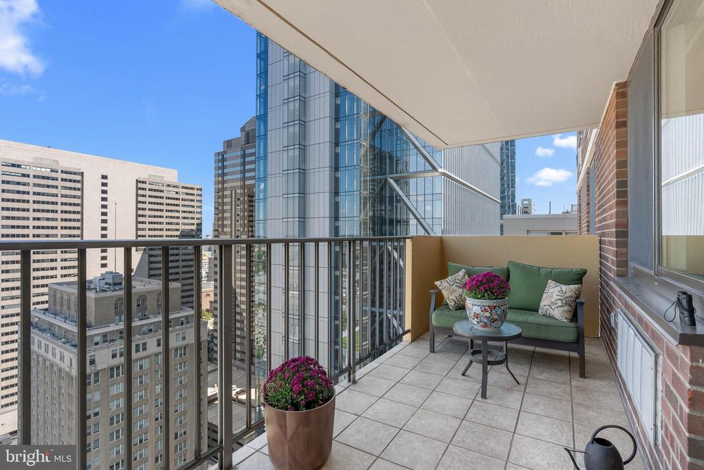 1901 JOHN F KENNEDY BOULEVARD 45 2806