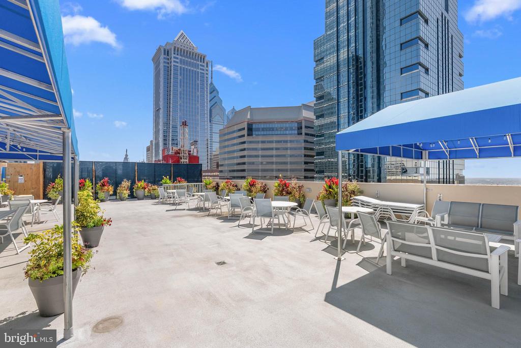 1901 JOHN F KENNEDY BOULEVARD 45 2806
