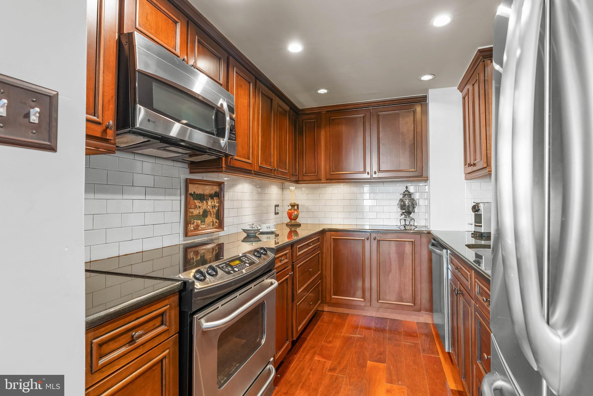 1901 JOHN F KENNEDY BOULEVARD 45 2806