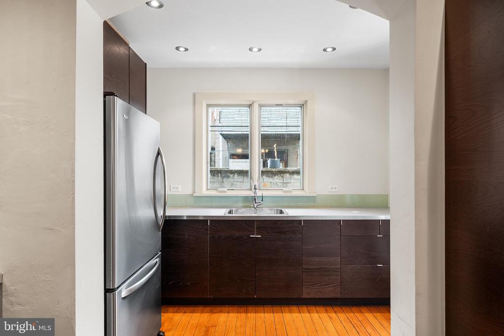 1912 S 15TH STREET