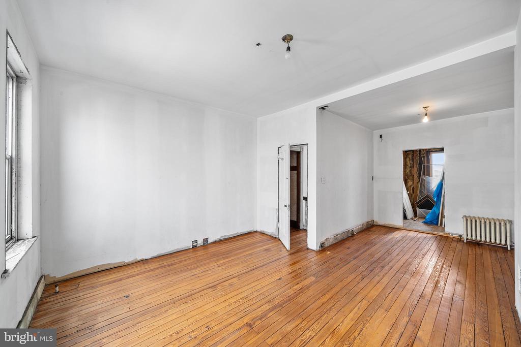 1912 S 15TH STREET