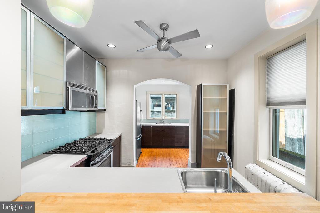 1912 S 15TH STREET