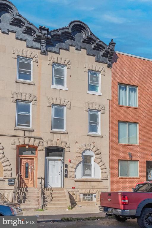 2132 N 18TH STREET