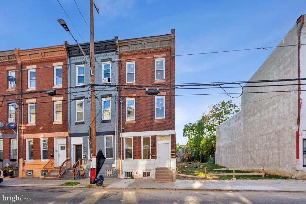 2339 N 17TH STREET