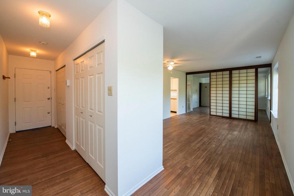 2701 PENNSYLVANIA AVENUE D204