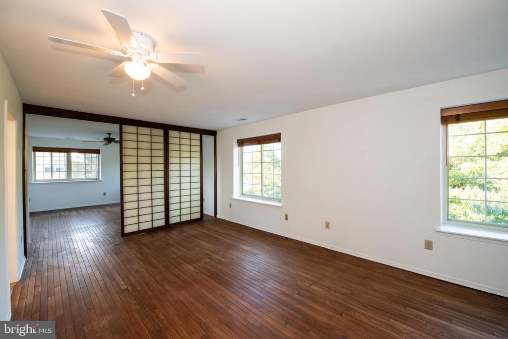 2701 PENNSYLVANIA AVENUE D204