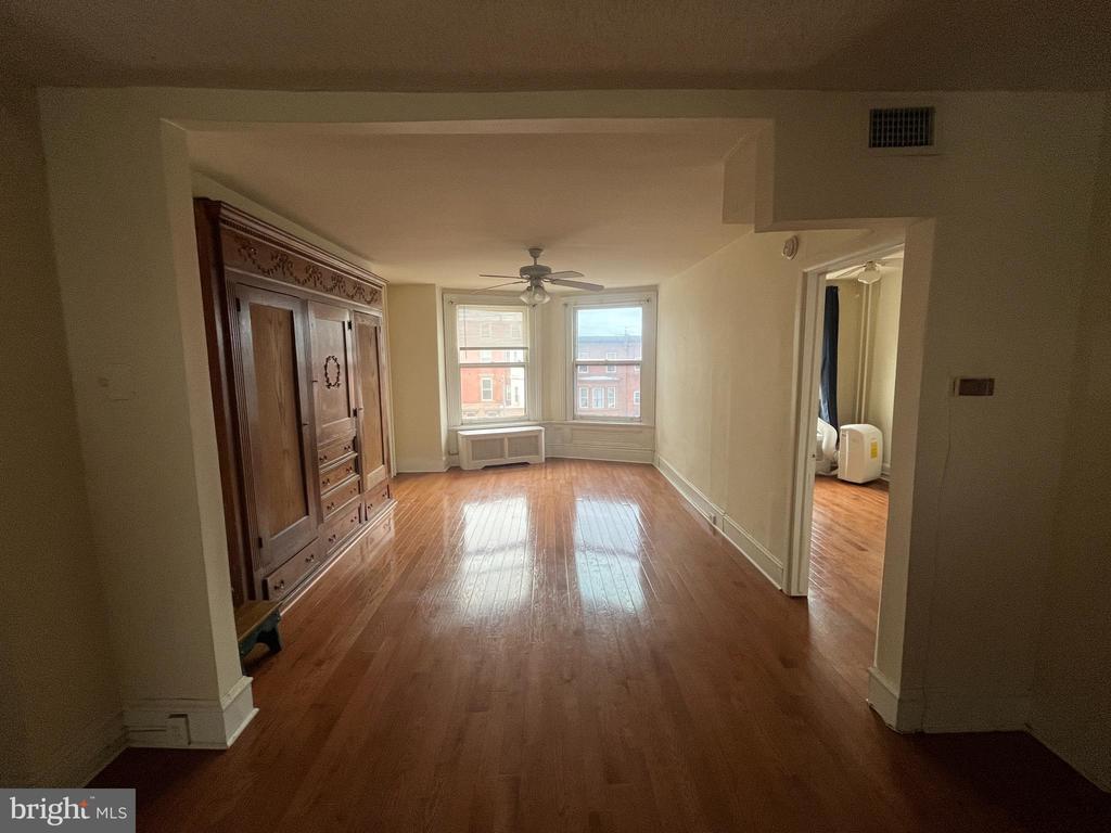 1315 S BROAD STREET 3F