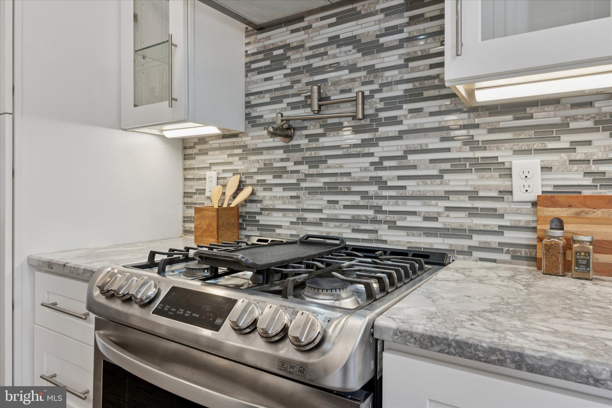 1440 S COLORADO STREET