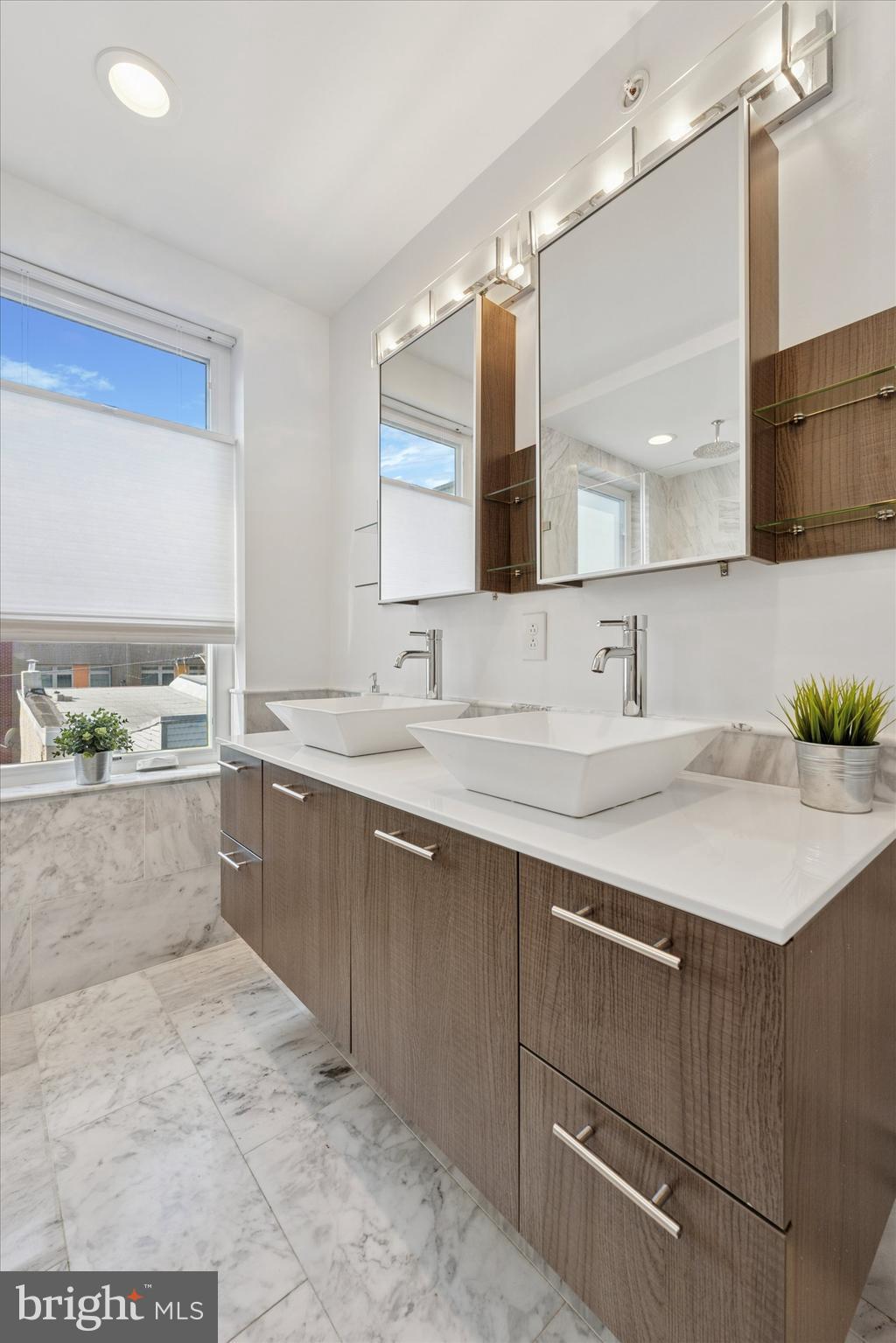 1440 S COLORADO STREET