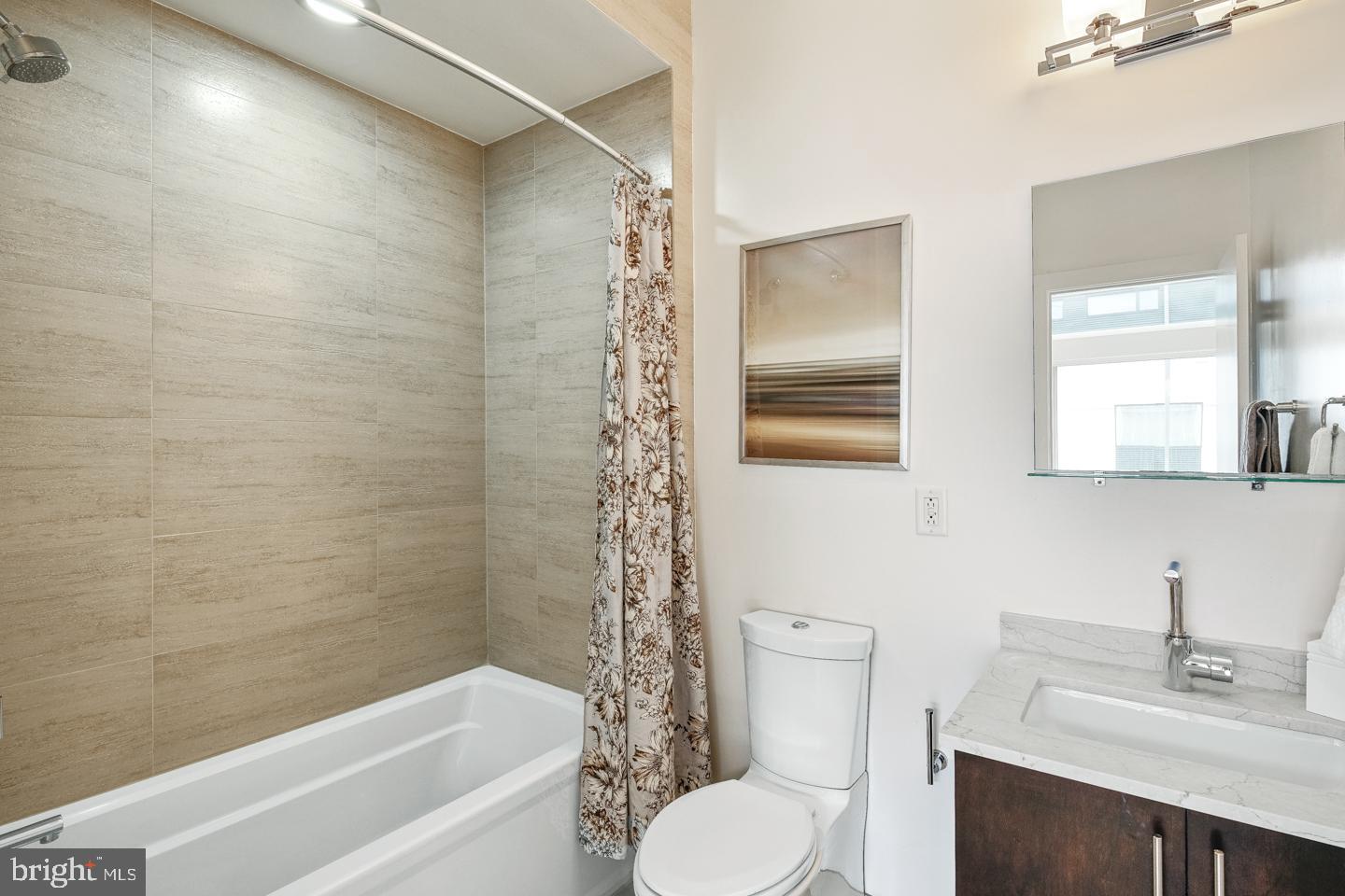 1124 N AMERICAN STREET 1