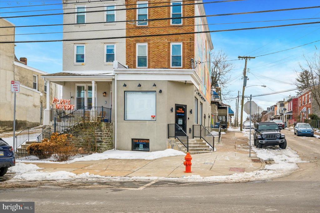 6812 CHEW AVENUE 1ST FLOOR