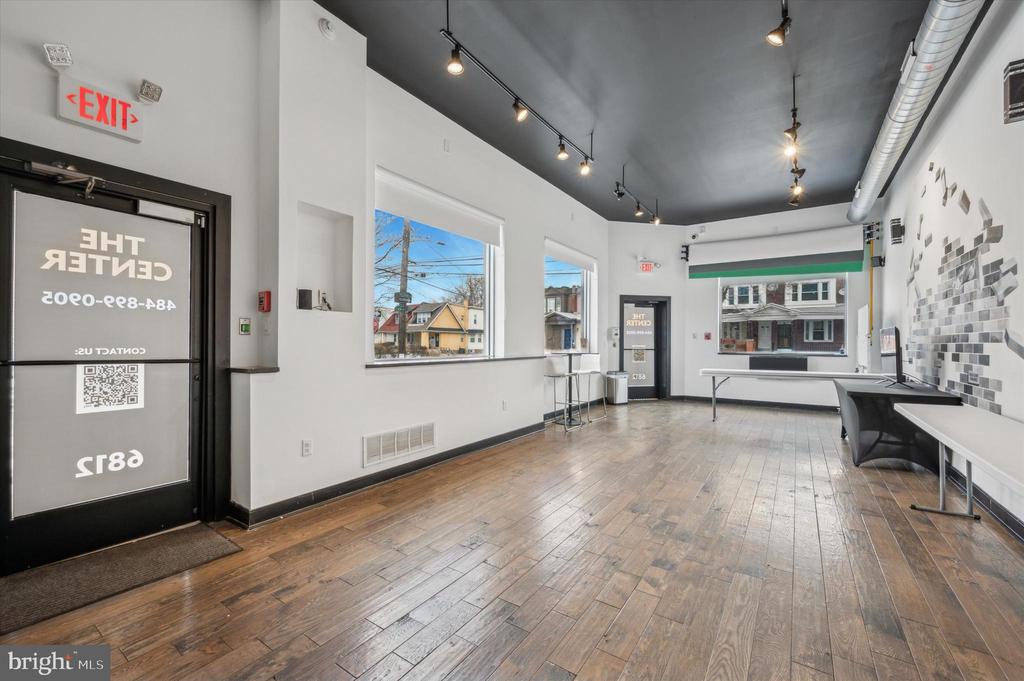 6812 CHEW AVENUE 1ST FLOOR