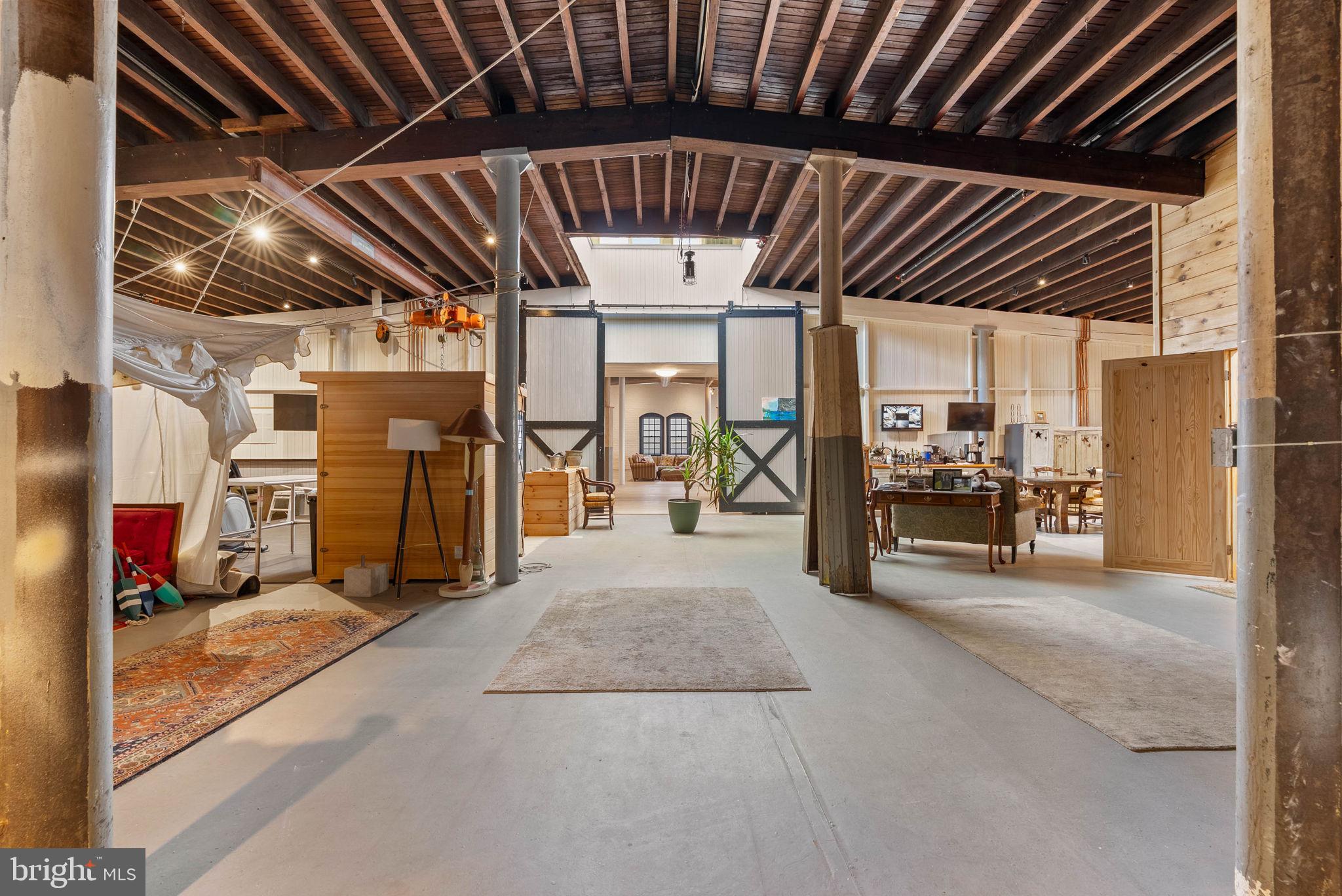 1521 N 31ST STREET 31 300