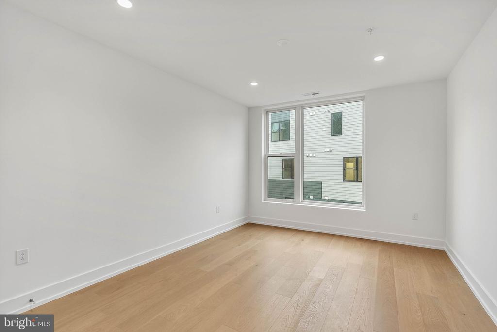 650 FAIRMOUNT AVENUE A2