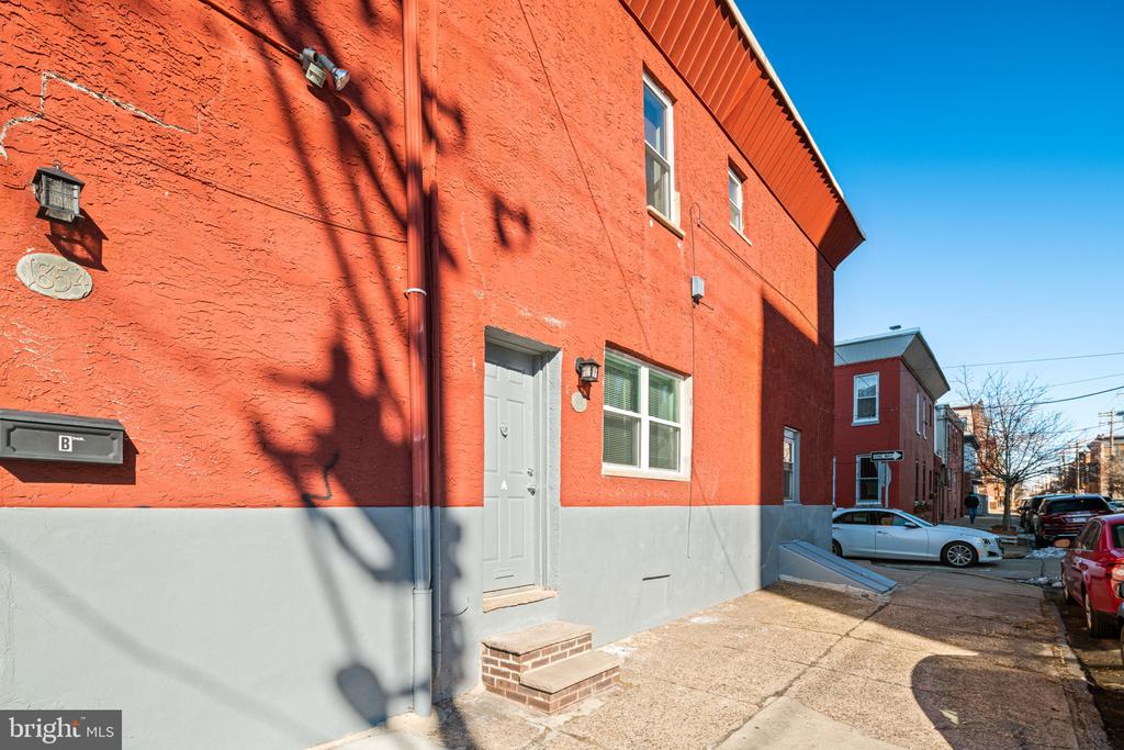 1854 S CARLISLE STREET 2